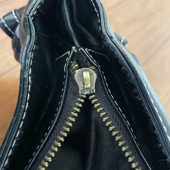 Coach purse - Picture 6 of 8